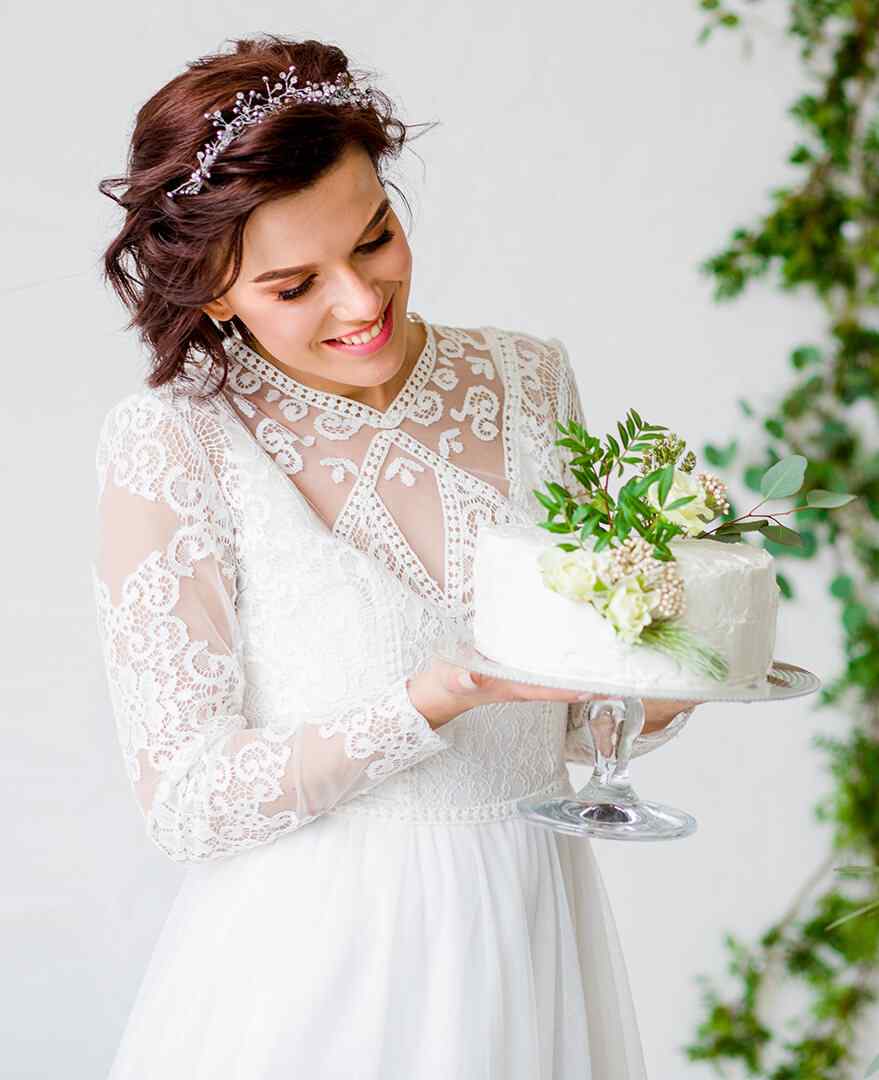 https://alexolgawedding.com/wp-content/uploads/2020/11/home_02_image_03.jpg