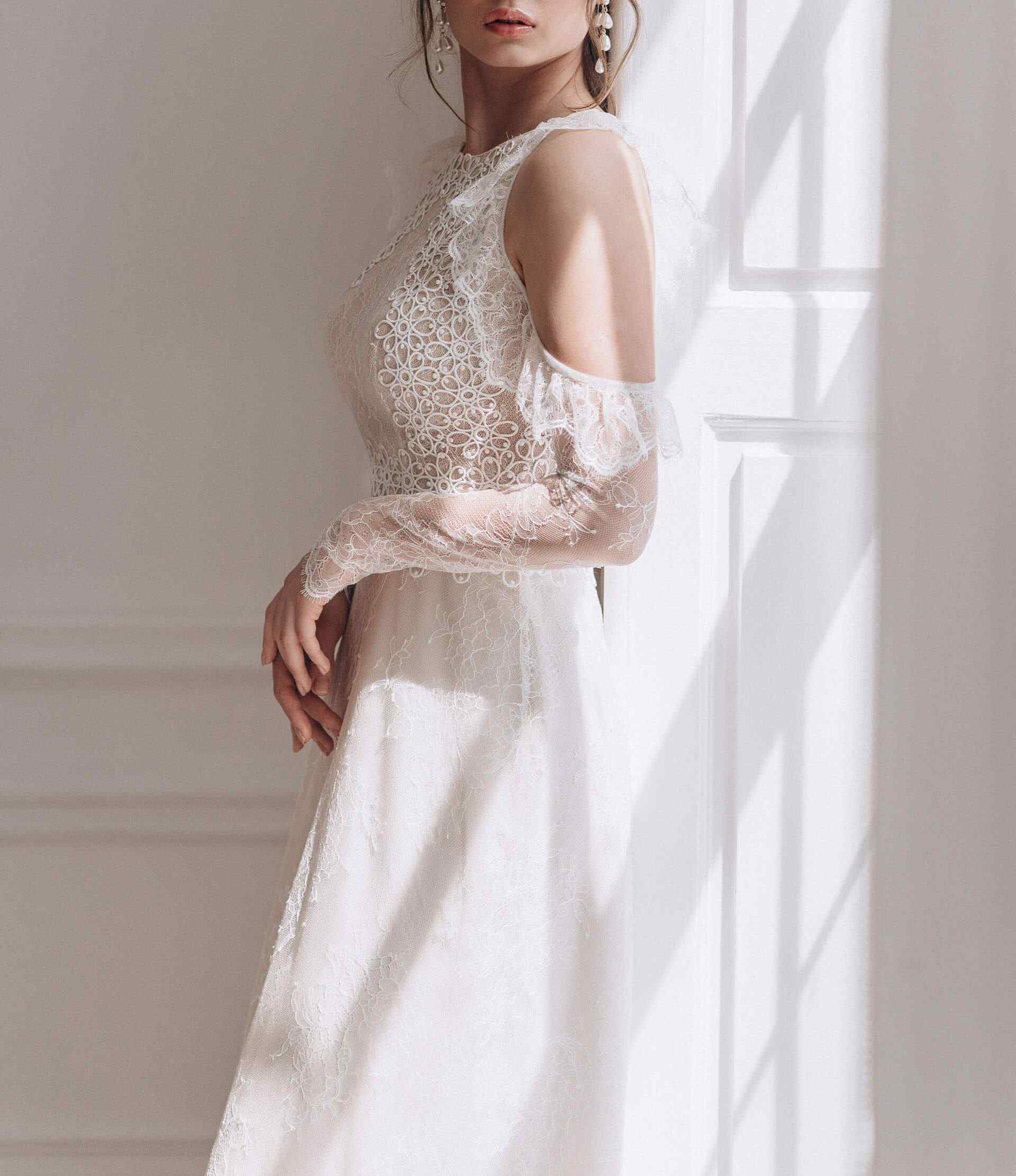 https://alexolgawedding.com/wp-content/uploads/2020/11/wedding_dress_01.jpg