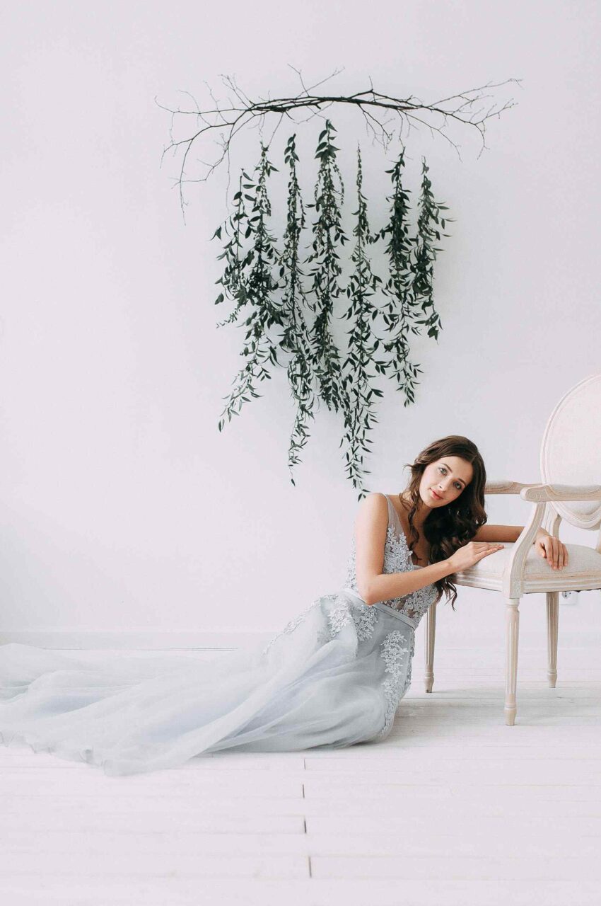 https://alexolgawedding.com/wp-content/uploads/2020/11/wedding_dress_06-850x1280.jpg