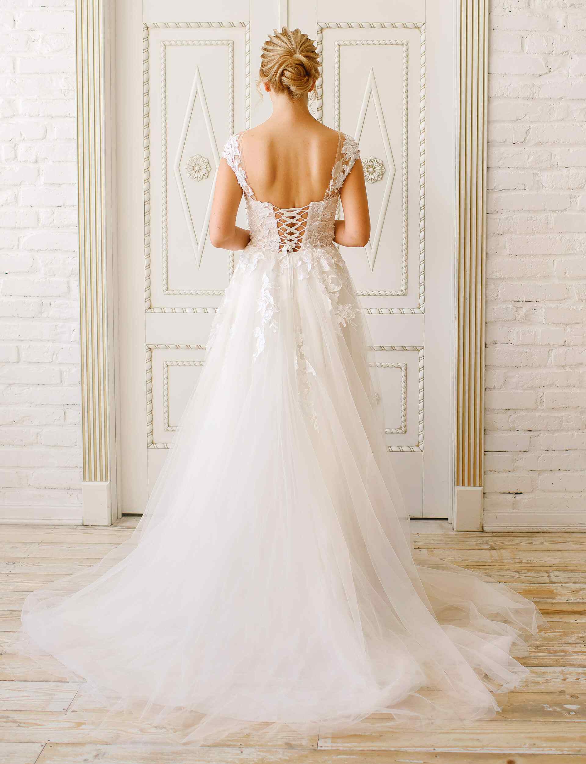 https://alexolgawedding.com/wp-content/uploads/2020/11/wedding_style_01.jpg