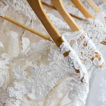 floating_image_24 https://alexolgawedding.com/wp-content/uploads/2020/12/floating_image_24.jpg